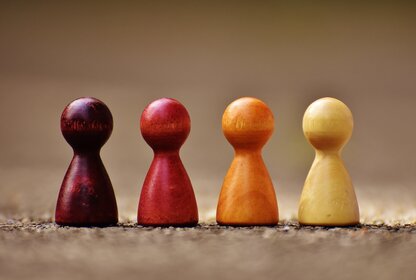 wood-man-close-up-view-209640